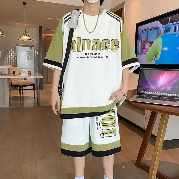 Conjunto Deportivo Informal de - Mens Fashion Clothes reseña y precio