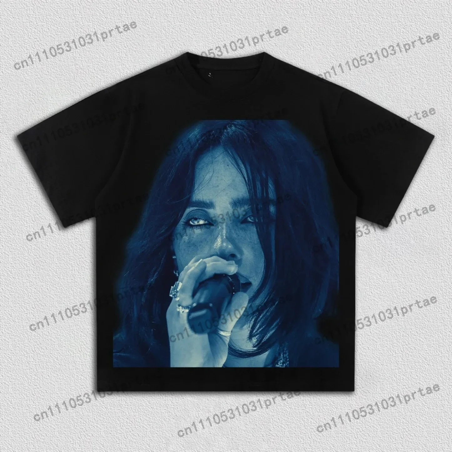 Camiseta con estampado gráfico - Poster Men Fashion reseña y precio